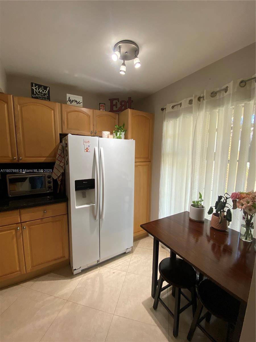 MEADOWRIDGE EAST CONDO - Residential