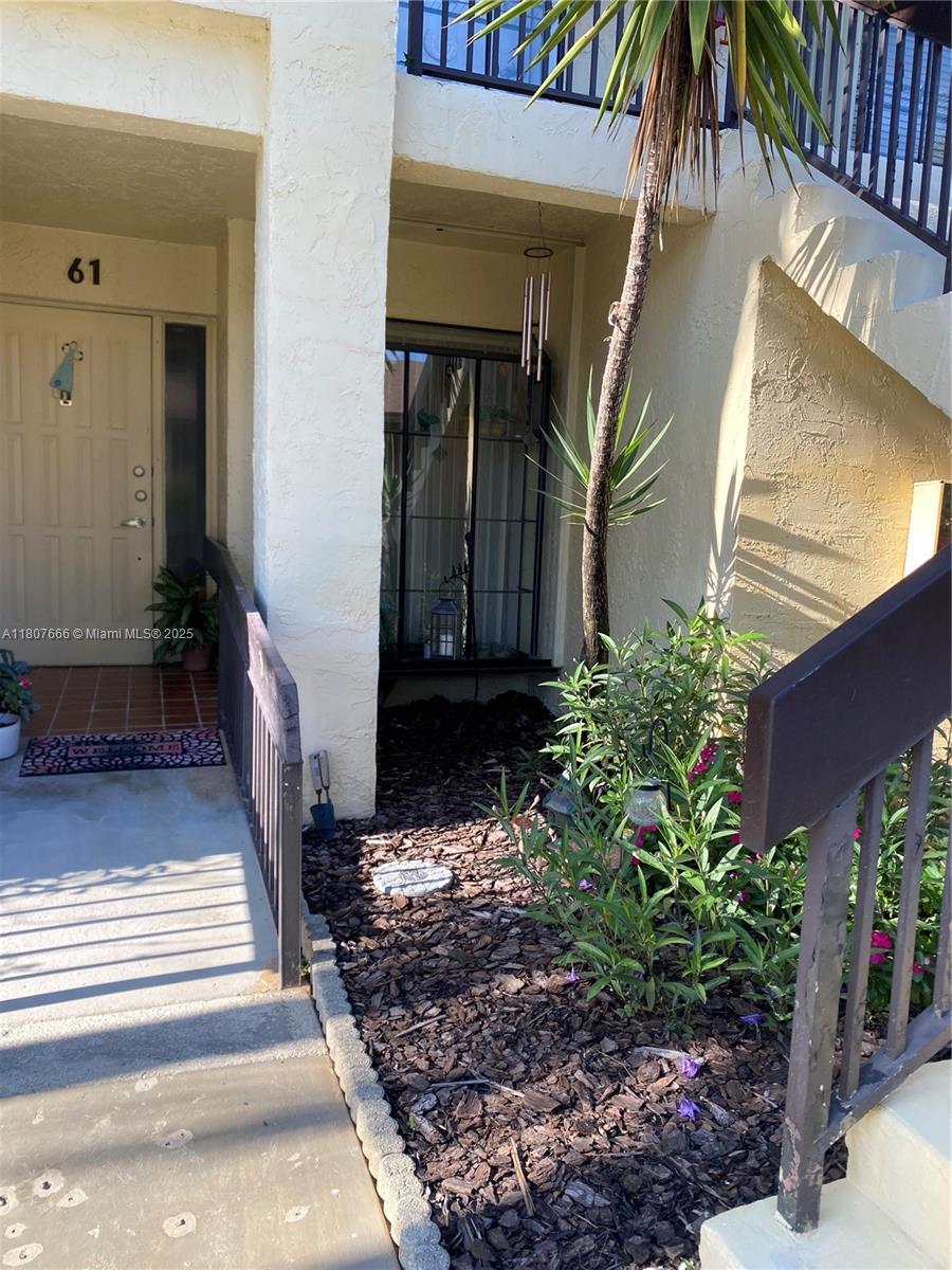 MEADOWRIDGE EAST CONDO - Residential