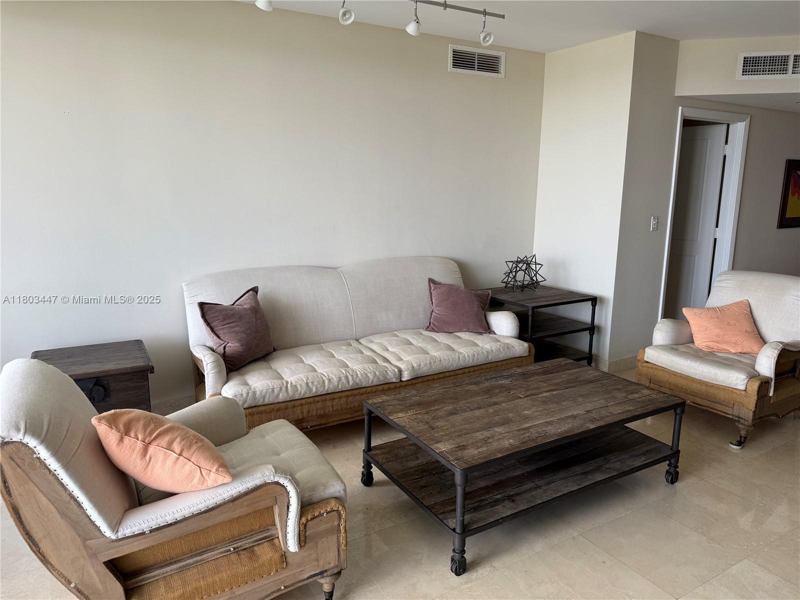 7000 ISL BLVD WILLIAMS IS - Residential Lease