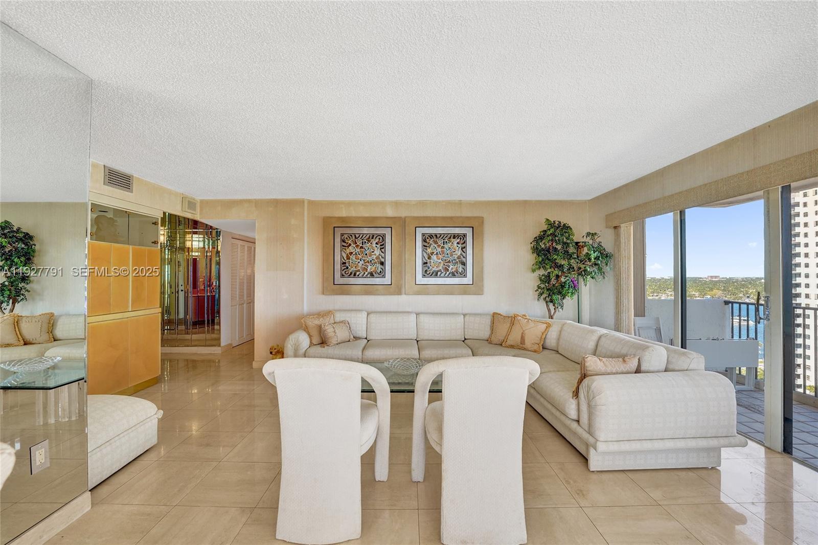 SUMMIT CONDO - Residential