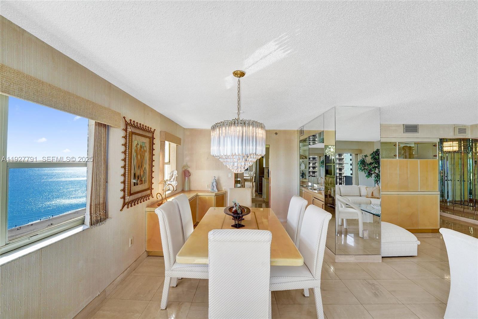 SUMMIT CONDO - Residential