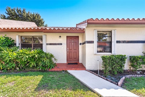 Photo of 5736 SW 112th Ter, Cooper City, FL 33330 (MLS # A12079513)