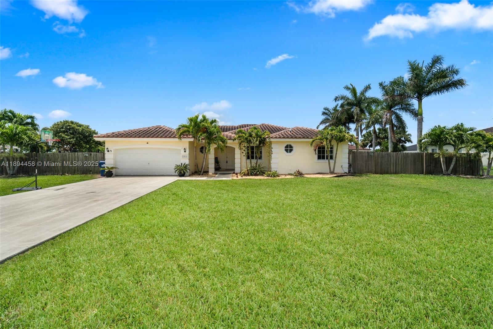 EMERALD GREENS SUB - Residential