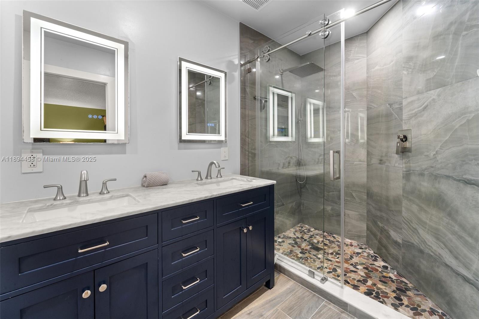 EMERALD GREENS SUB - Residential