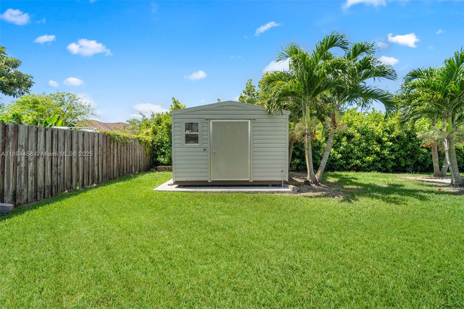 EMERALD GREENS SUB - Residential