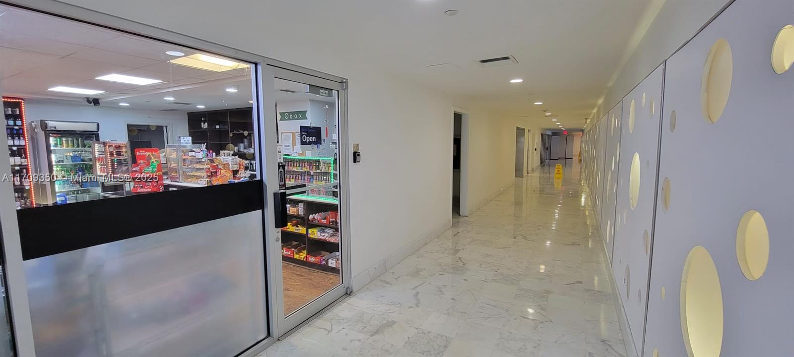 MIRADOR 1000 CONDO - Residential