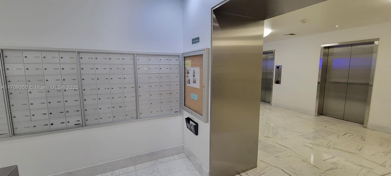 MIRADOR 1000 CONDO - Residential