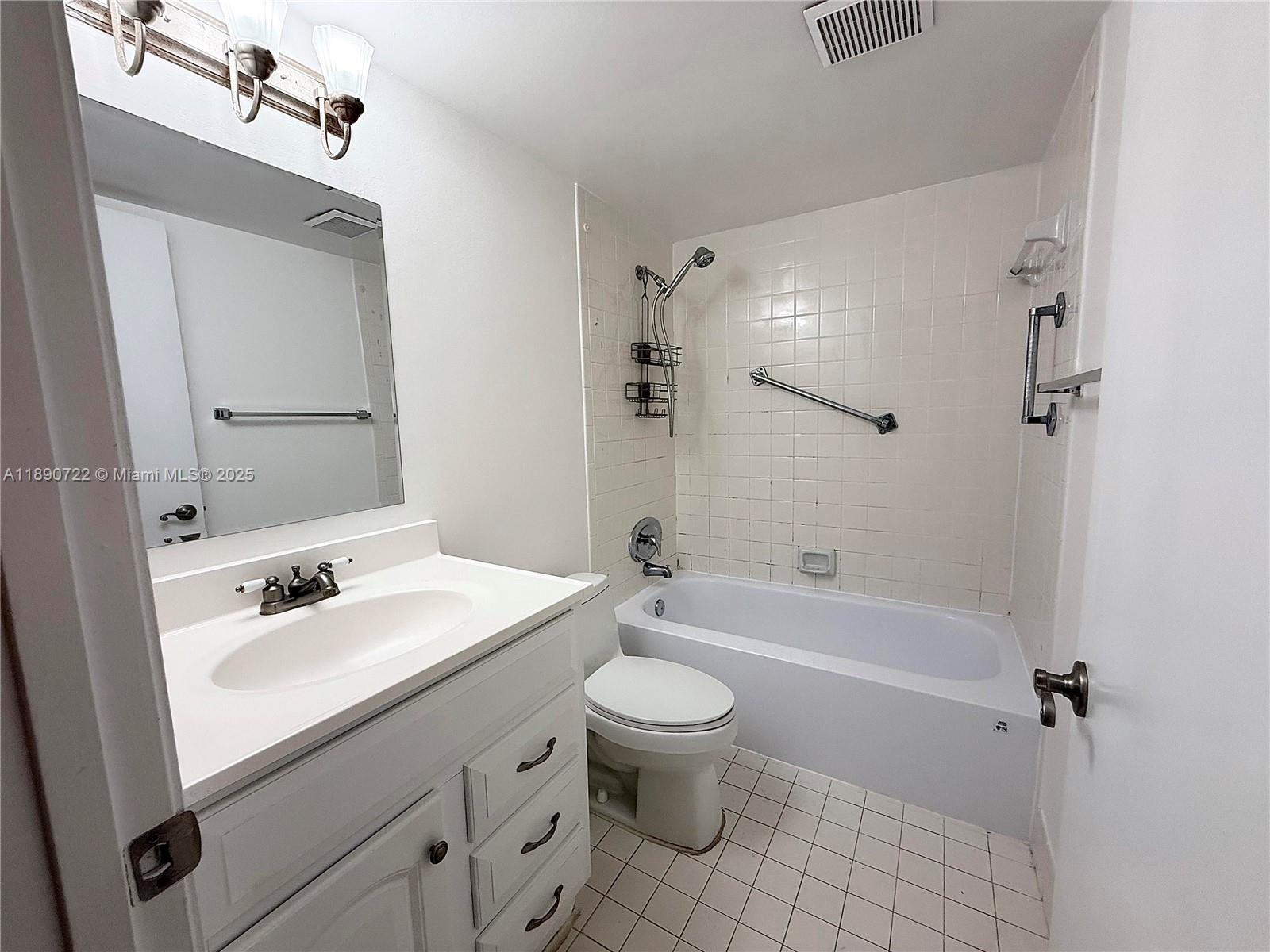 NEW HAMPTON AT CENTURY VI - Residential
