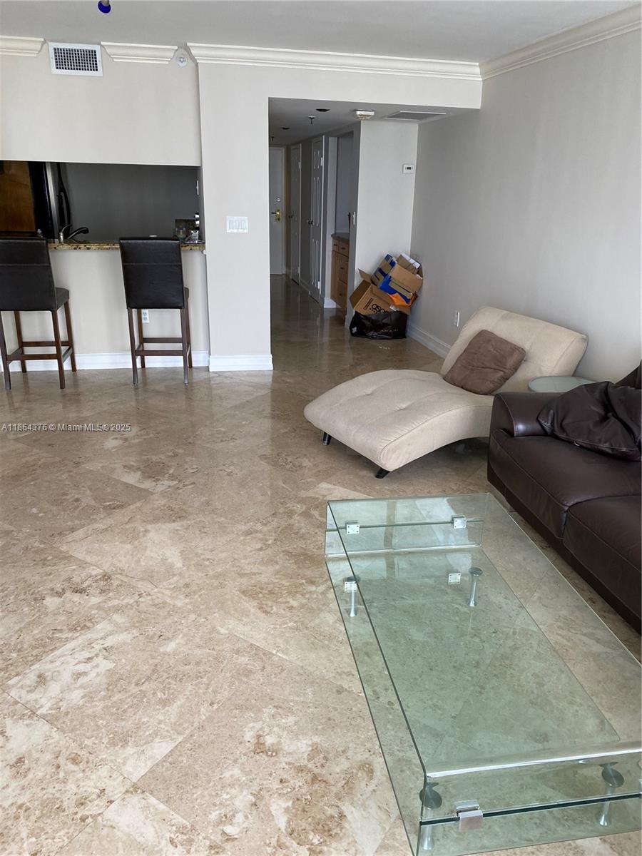 555 NE 15th St 30D