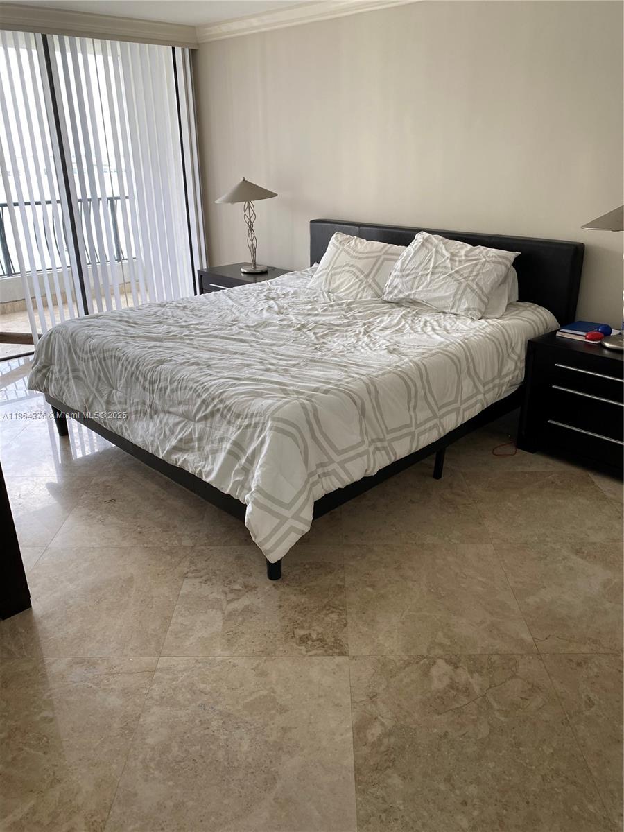 VENETIA CONDO - Residential Lease