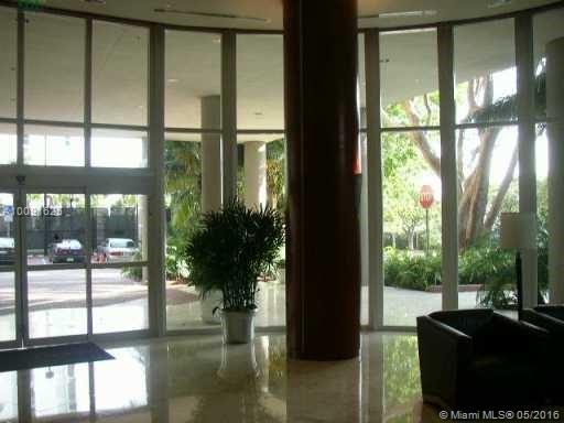 THE METROPOLITAN CONDO - Residential Lease