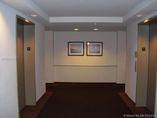 THE METROPOLITAN CONDO - Residential Lease