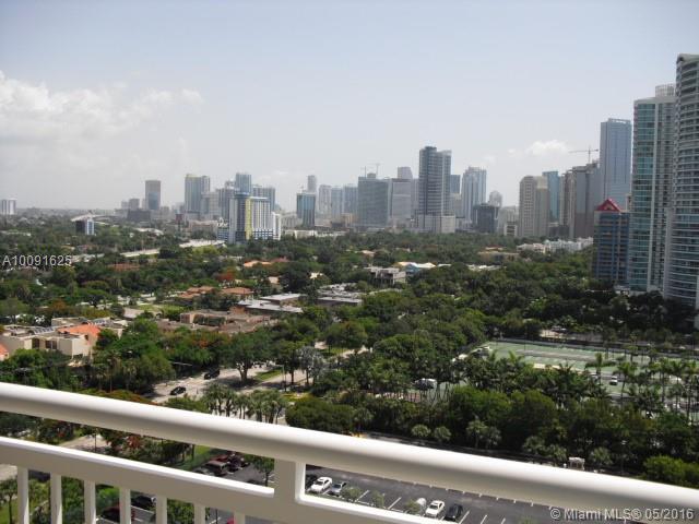 THE METROPOLITAN CONDO - Residential Lease