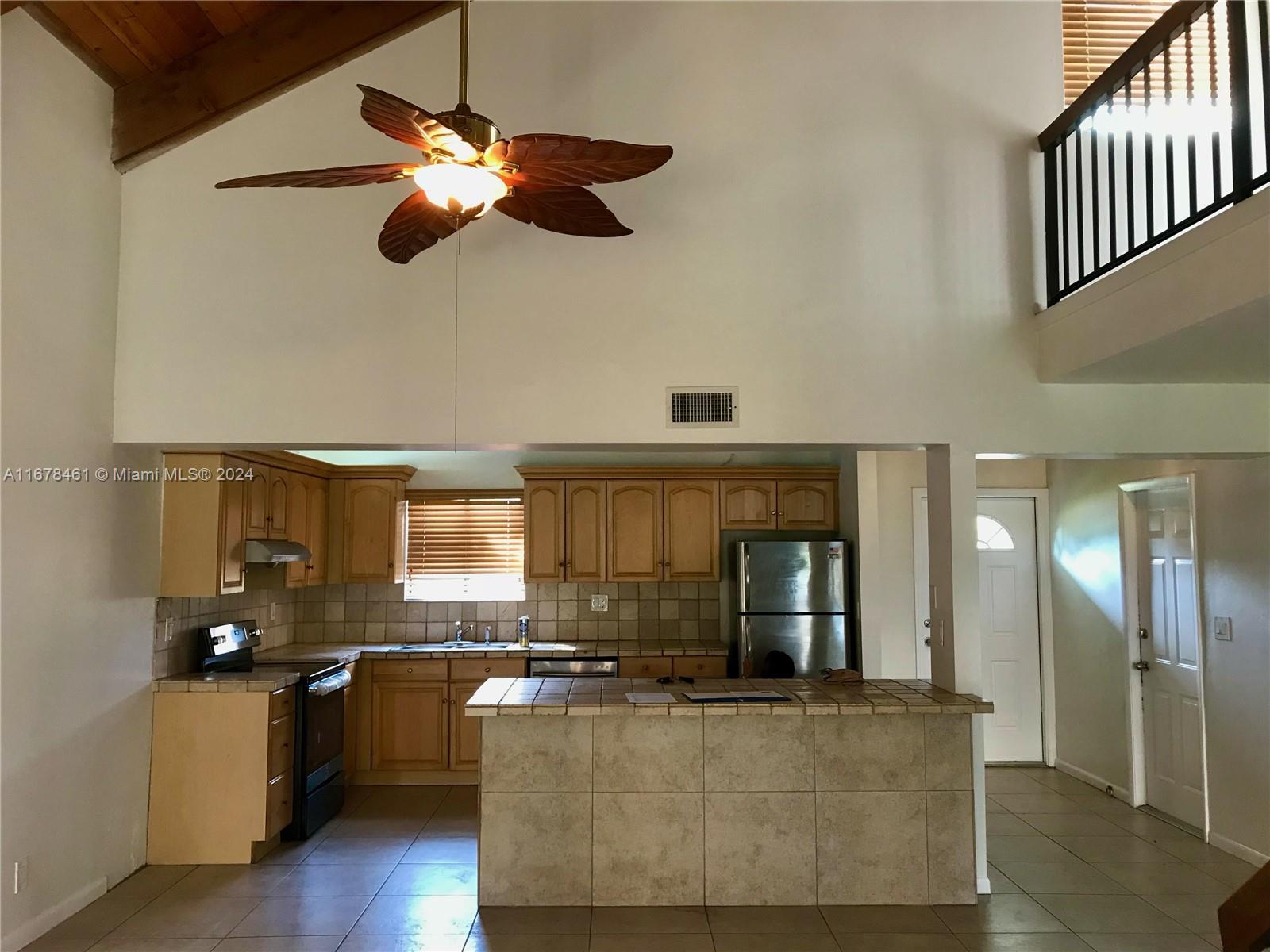 SOUTHRIDGE - Residential