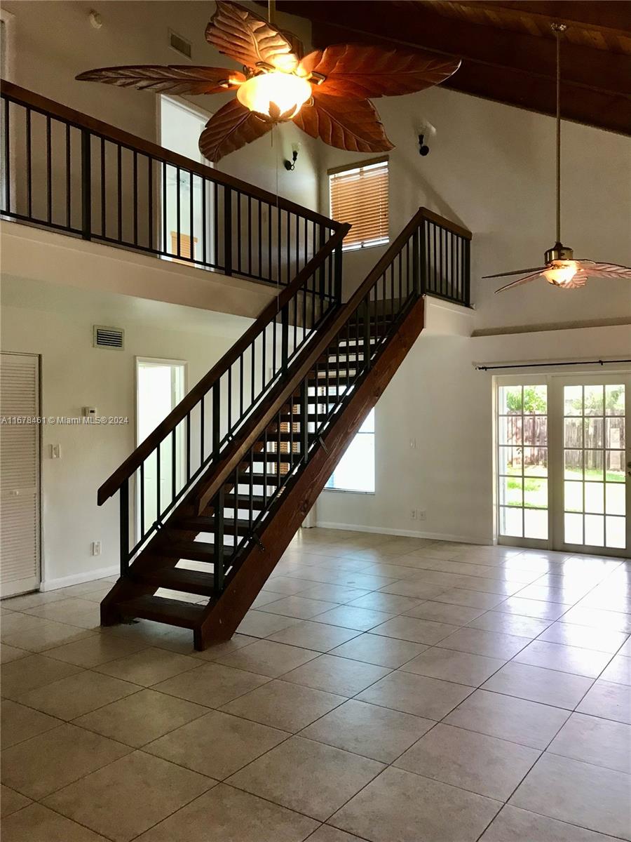 SOUTHRIDGE - Residential