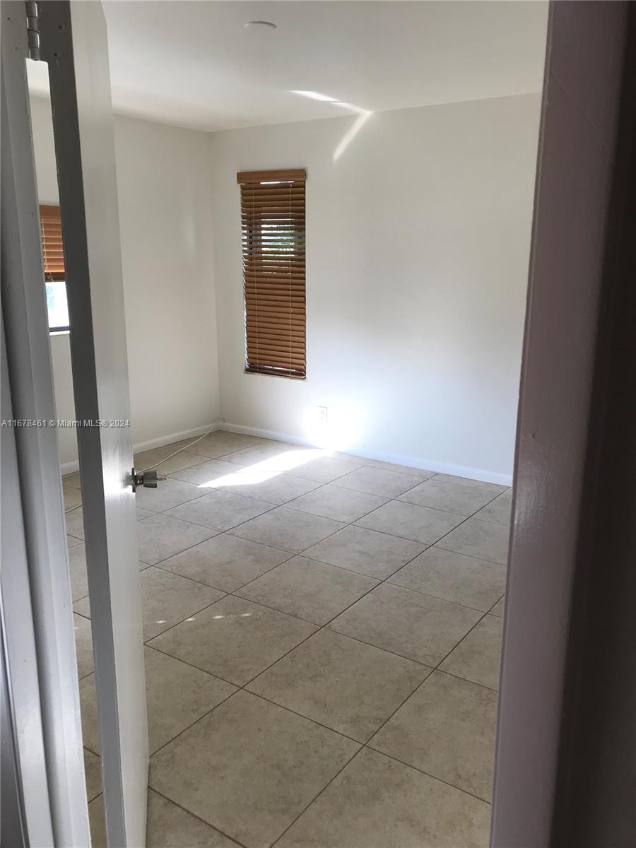SOUTHRIDGE - Residential