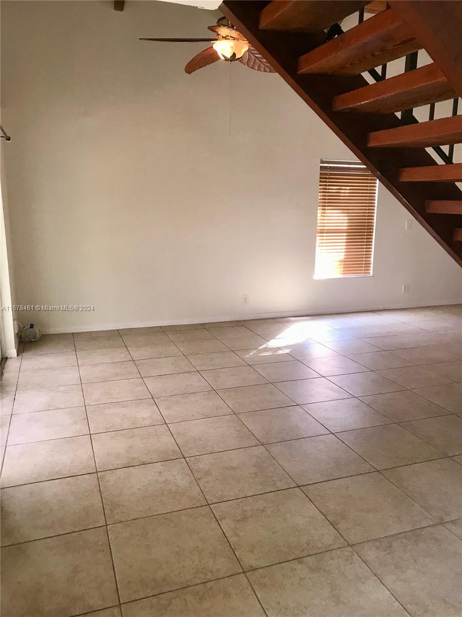 SOUTHRIDGE - Residential