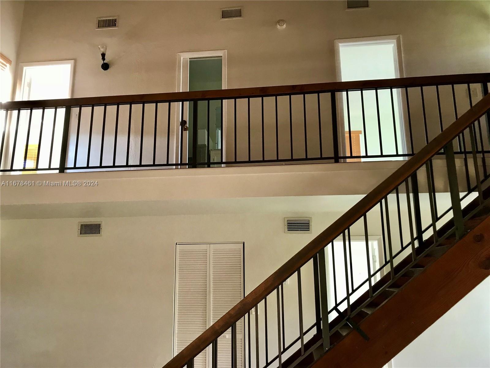 SOUTHRIDGE - Residential