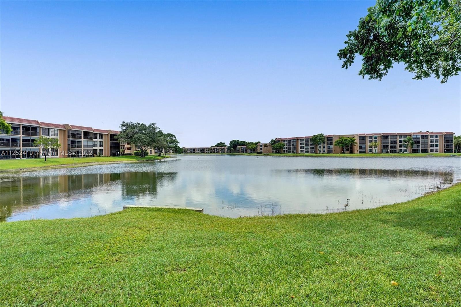 CORAL GATE 3 CONDO - Residential