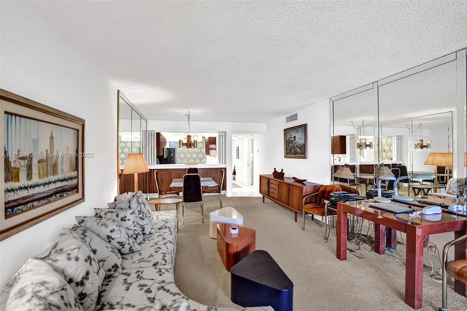 CORAL GATE 3 CONDO - Residential