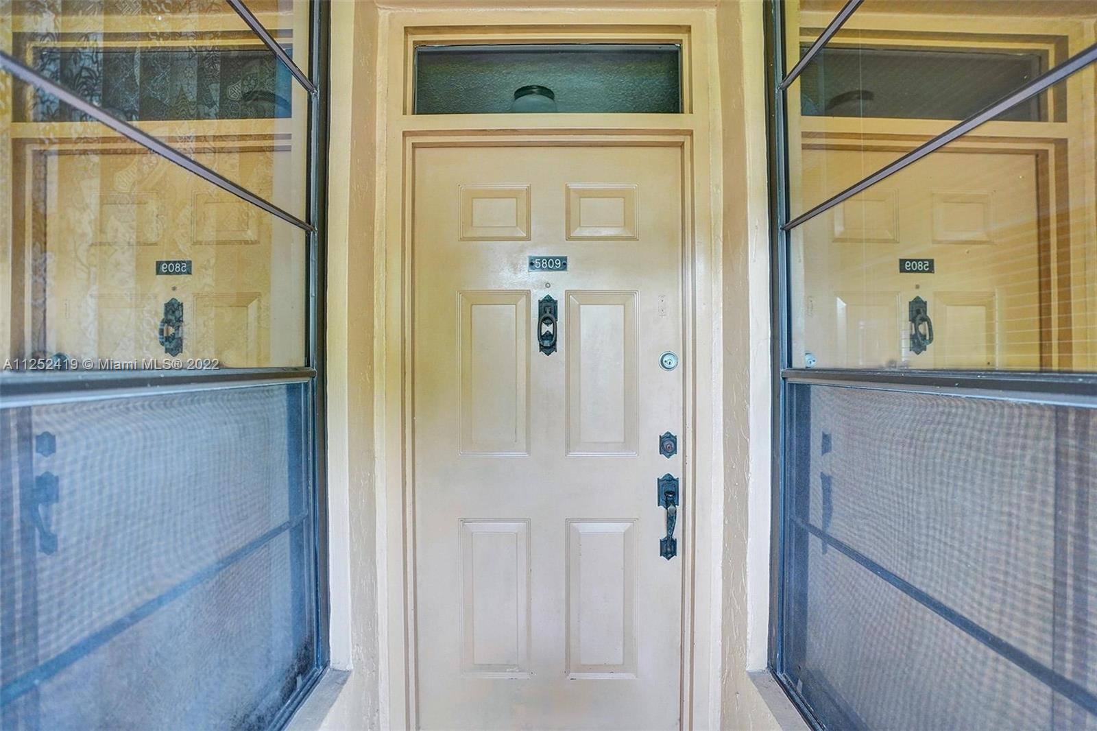 CORAL GATE 3 CONDO - Residential