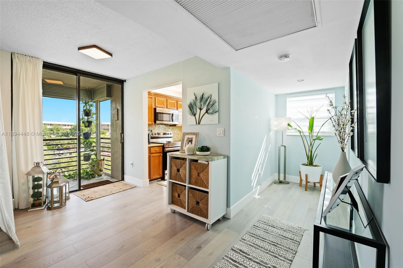 COLONY POINT 1 CONDO - Residential