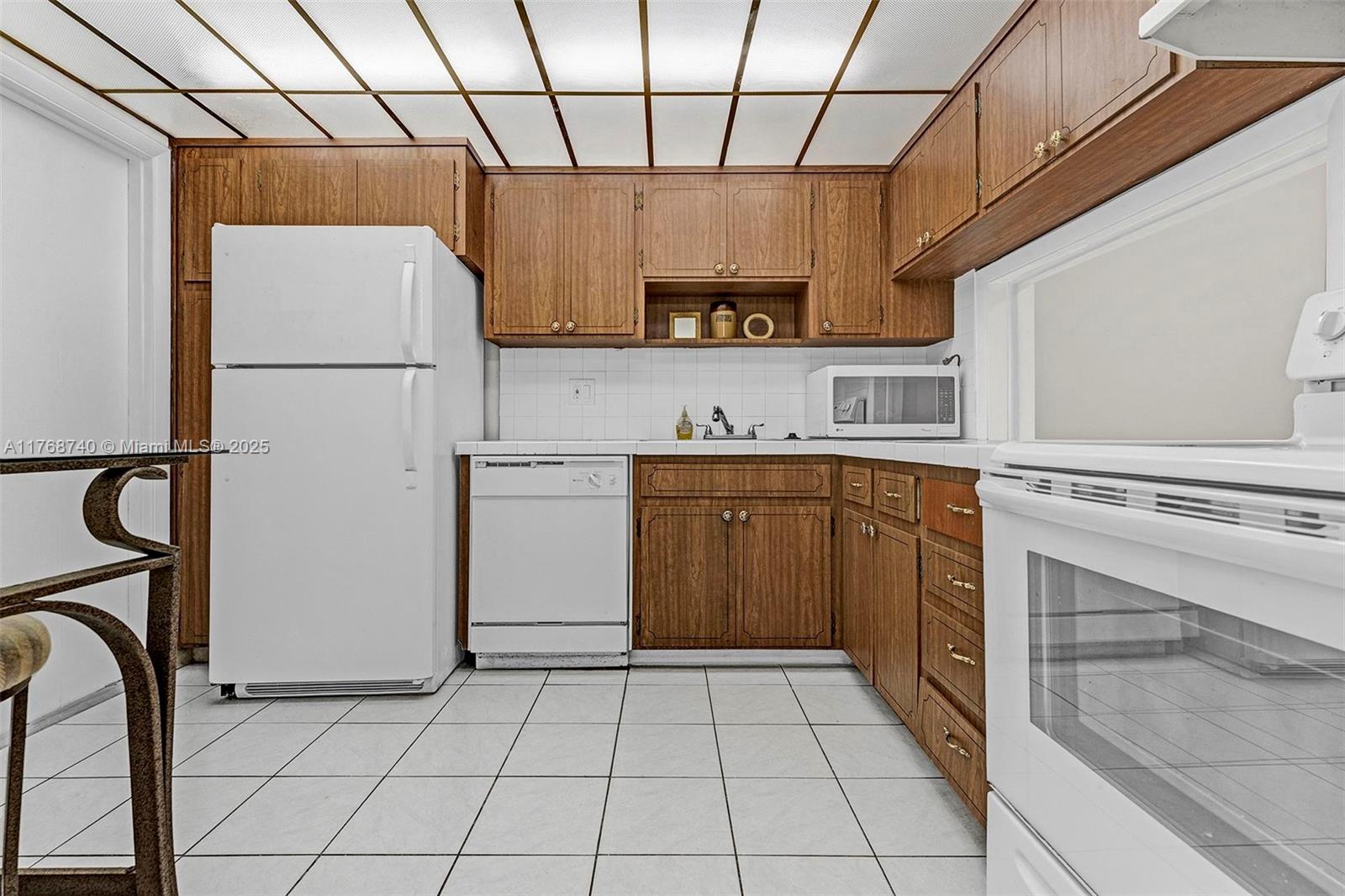 330 SE 2nd St 103G