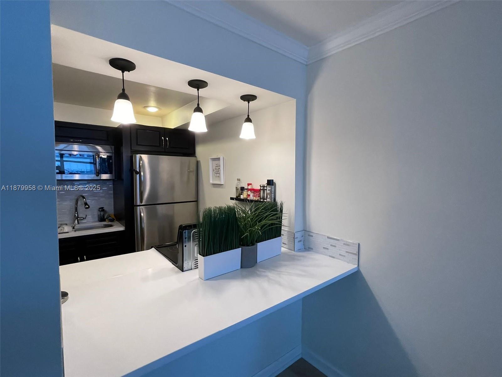 SEASONS CONDO - Residential Lease