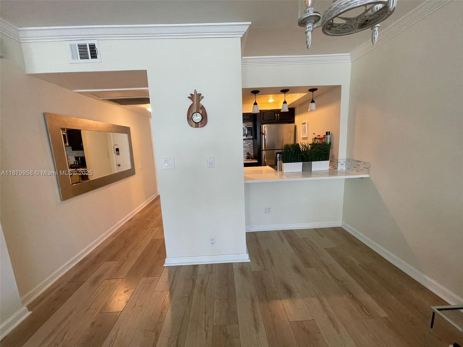 SEASONS CONDO - Residential Lease