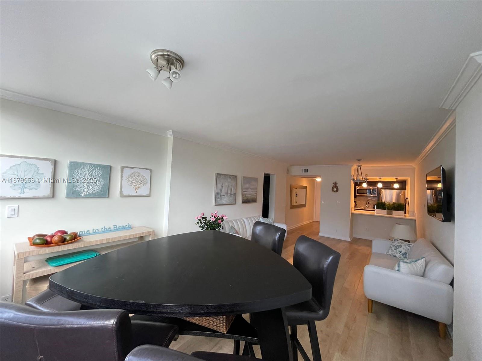 SEASONS CONDO - Residential Lease