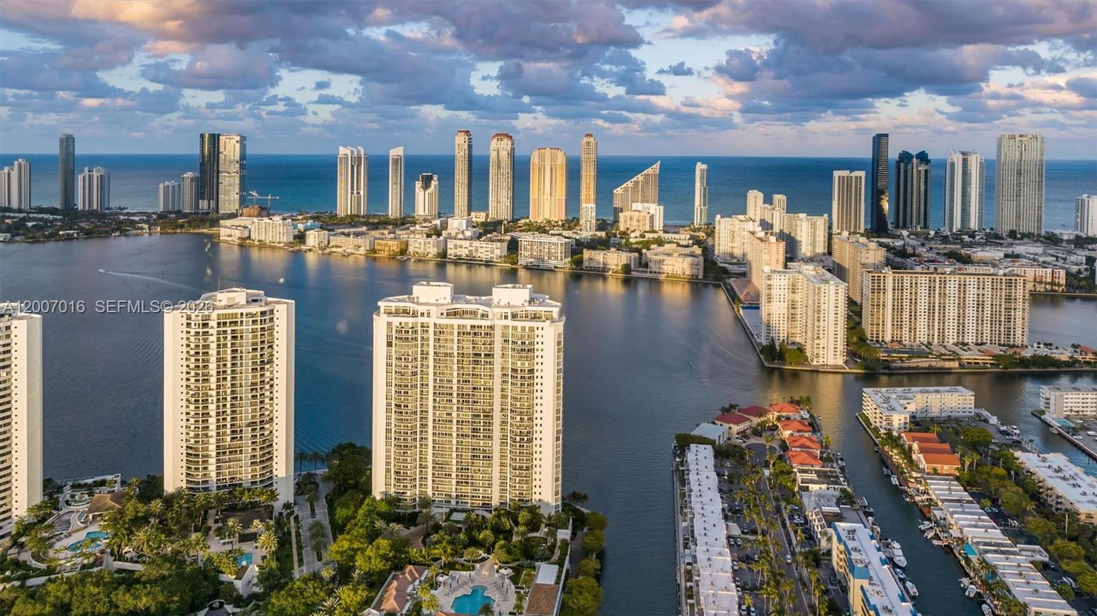 2600 ISL BLVD WILLIAMS - Residential