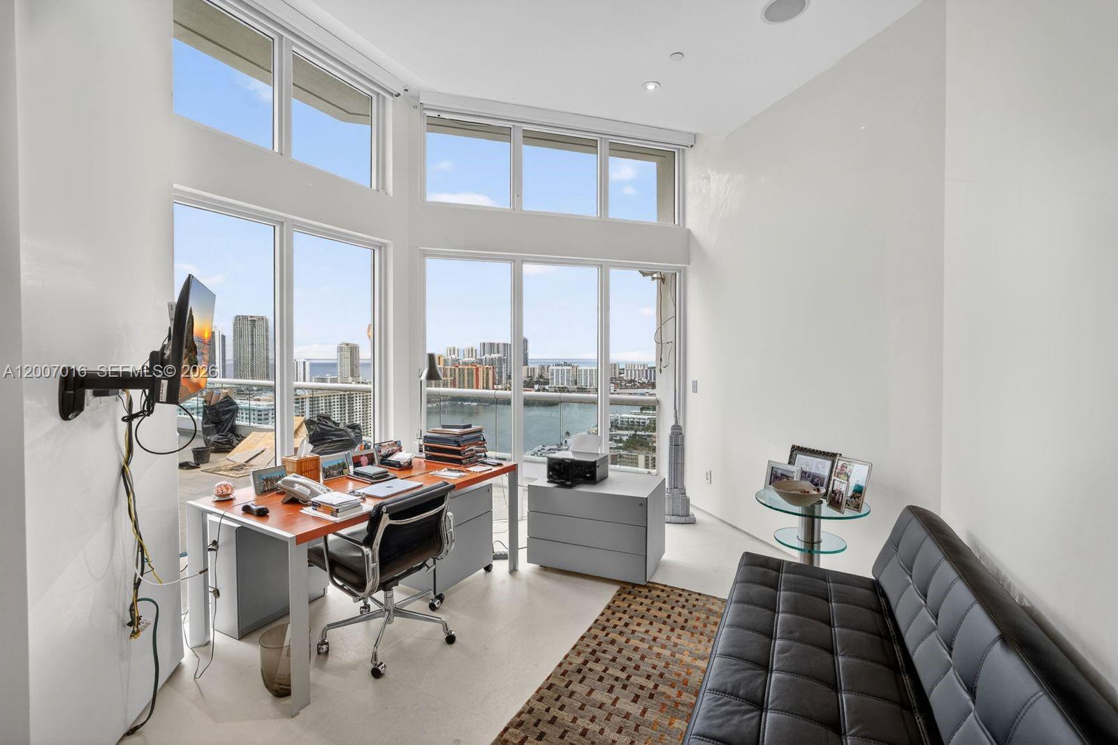 2600 ISL BLVD WILLIAMS - Residential