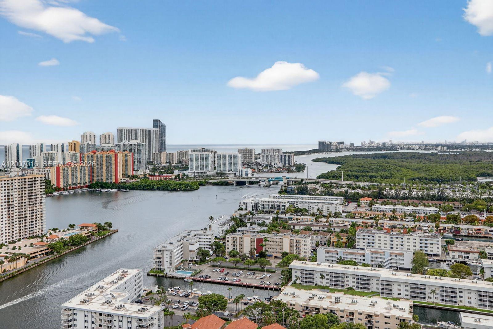 2600 ISL BLVD WILLIAMS - Residential