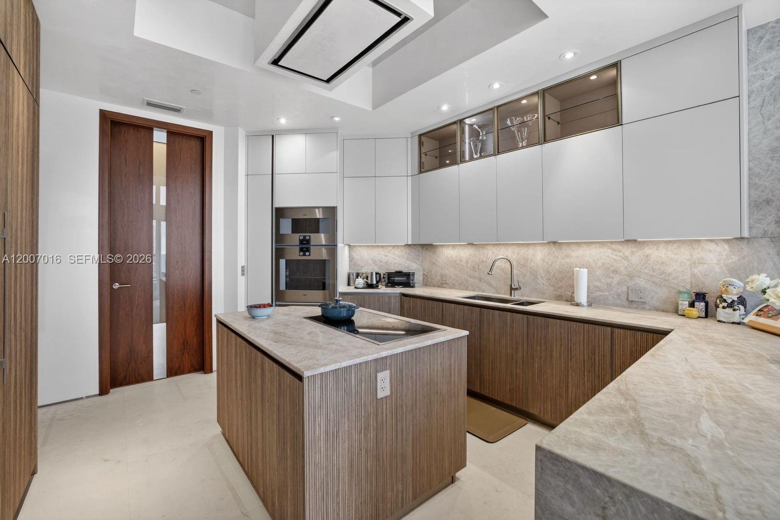 2600 ISL BLVD WILLIAMS - Residential