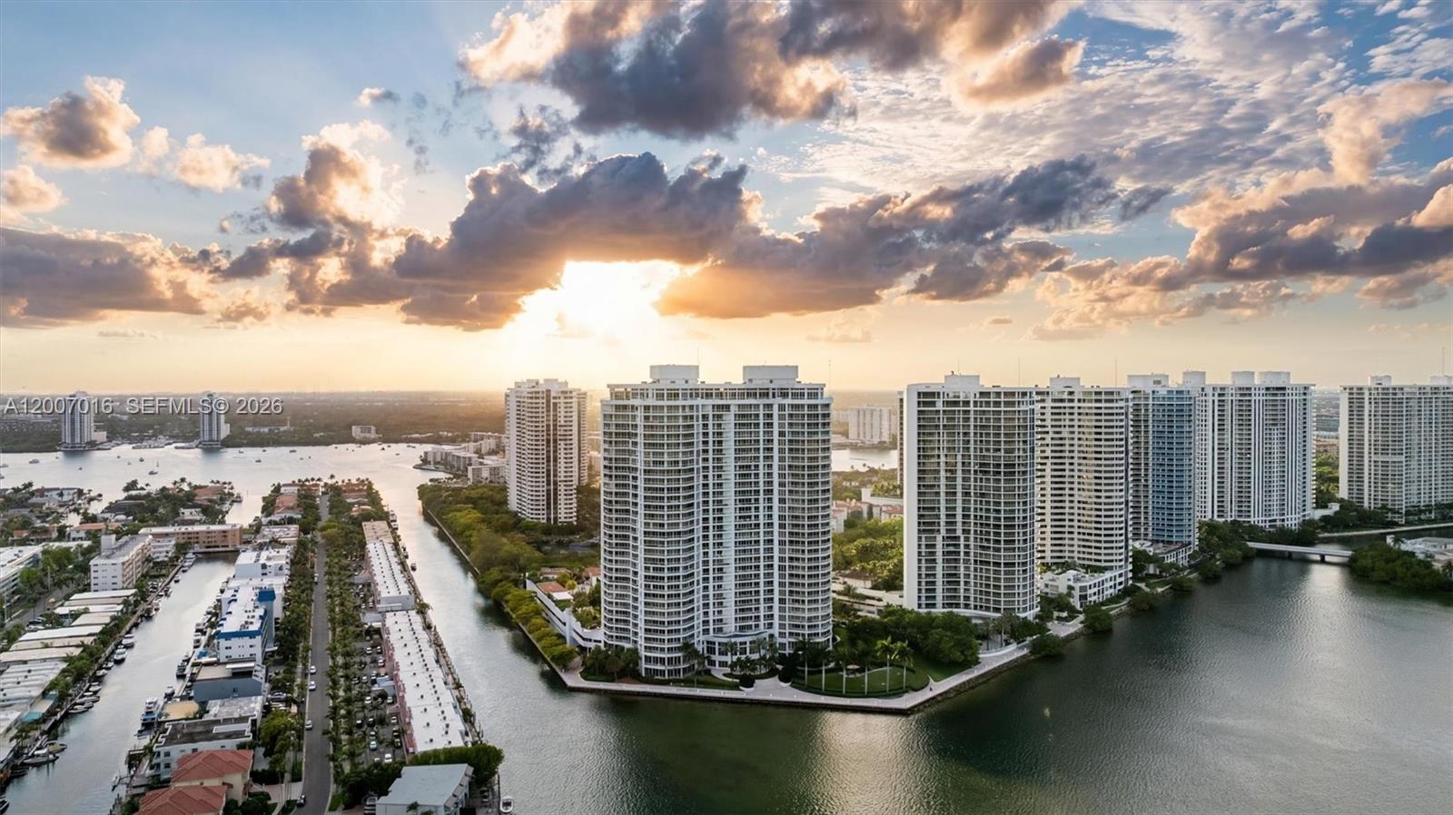 2600 ISL BLVD WILLIAMS - Residential