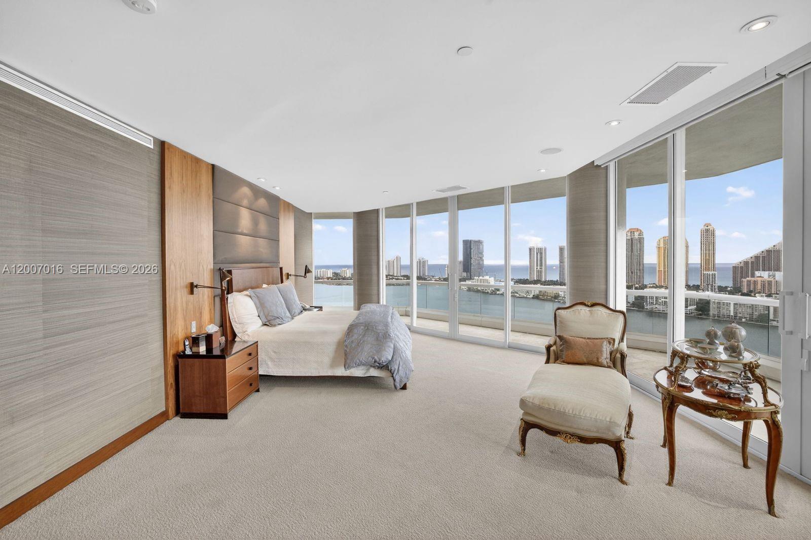 2600 ISL BLVD WILLIAMS - Residential