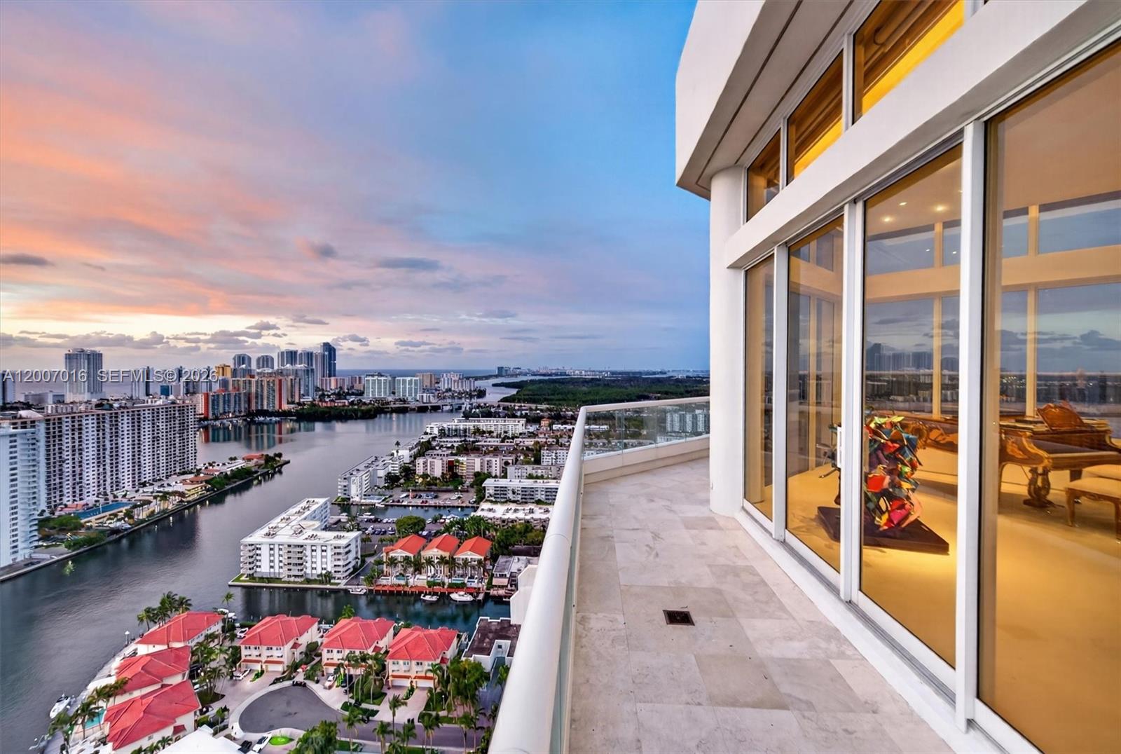 2600 ISL BLVD WILLIAMS - Residential