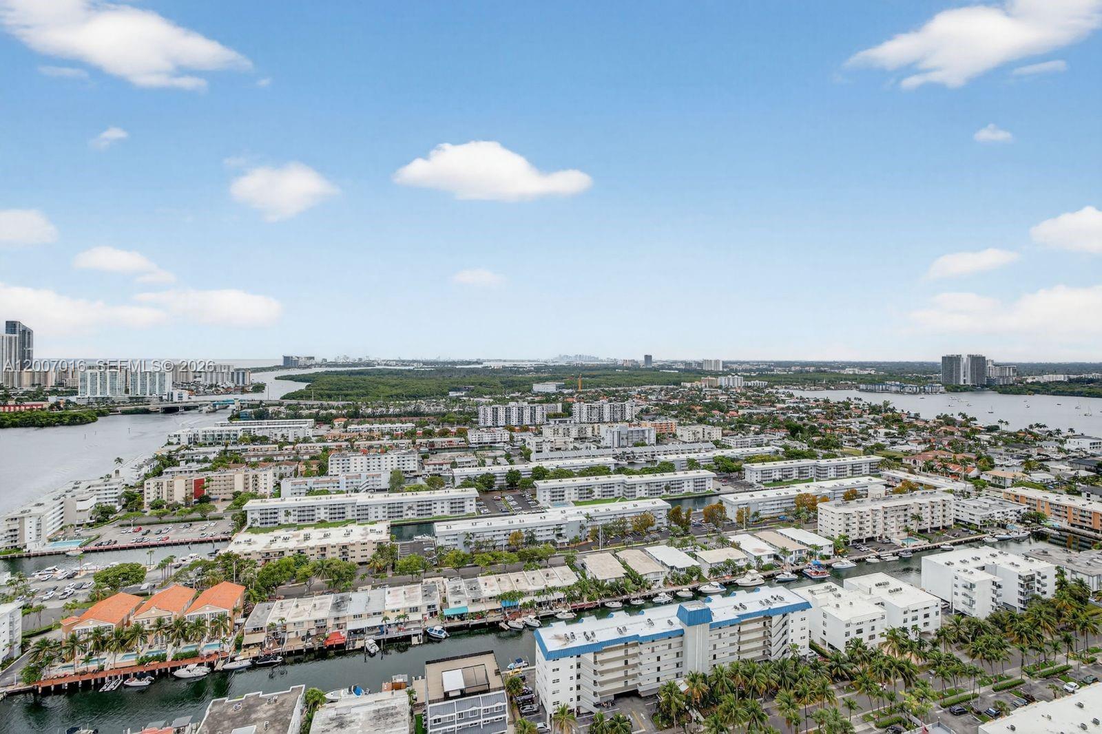 2600 ISL BLVD WILLIAMS - Residential