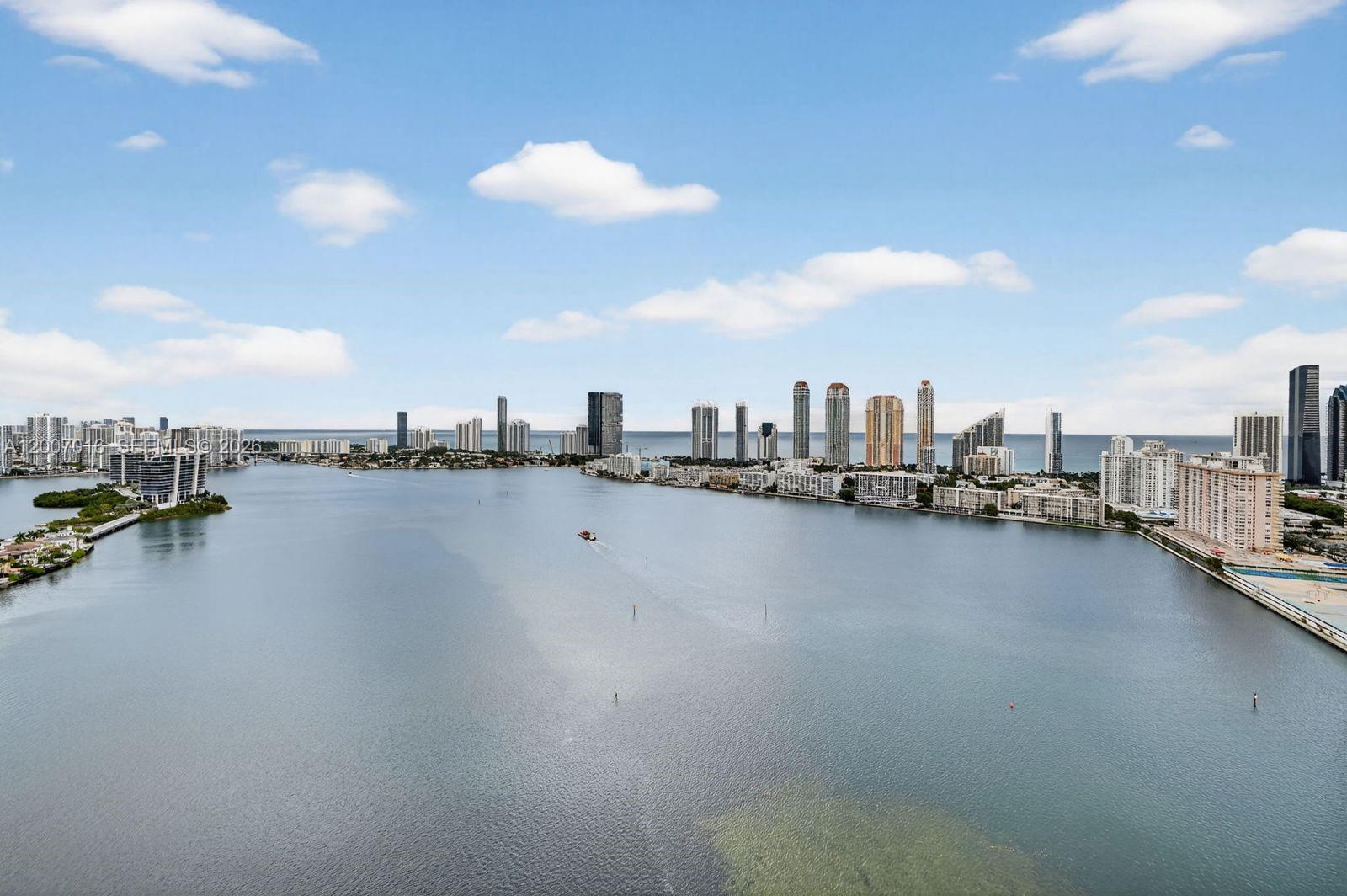 2600 ISL BLVD WILLIAMS - Residential