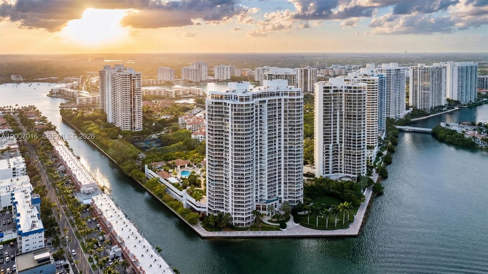 2600 ISL BLVD WILLIAMS - Residential