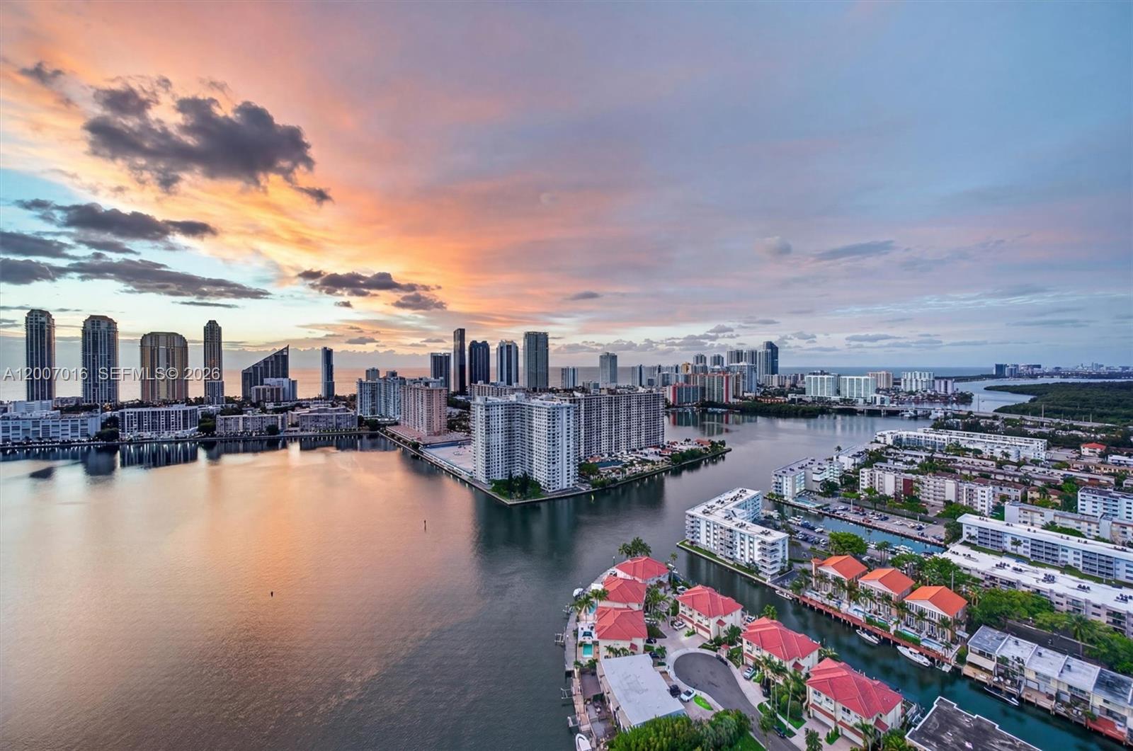 2600 ISL BLVD WILLIAMS - Residential