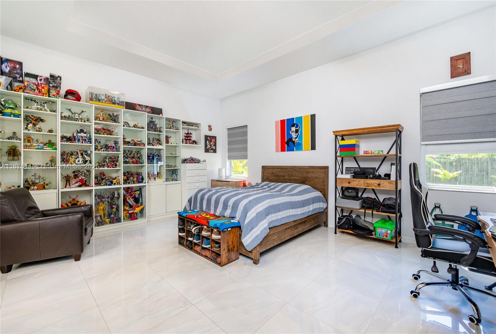 VENETIAN PARC - Residential