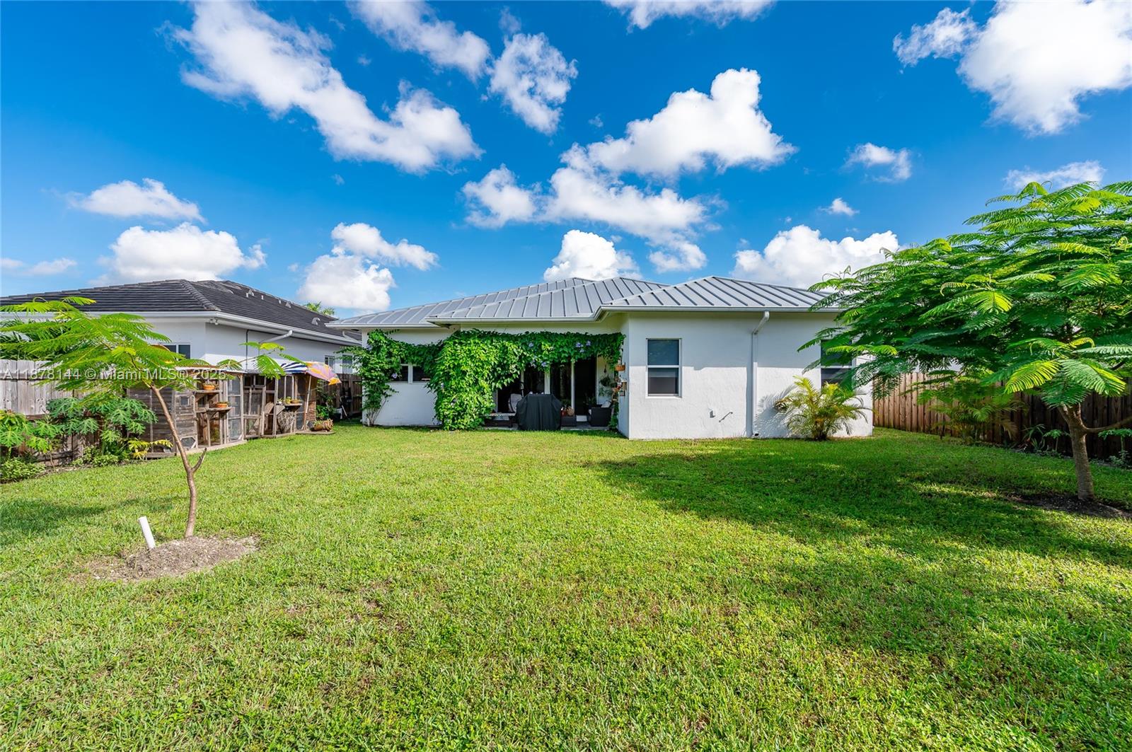 VENETIAN PARC - Residential