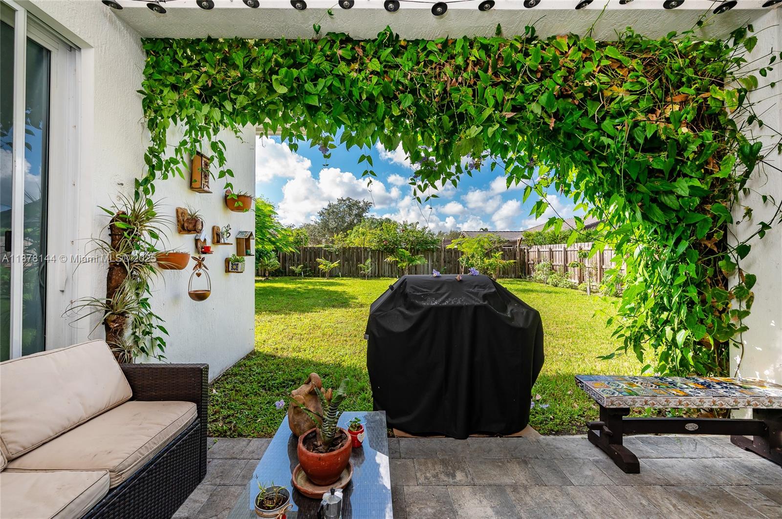 VENETIAN PARC - Residential