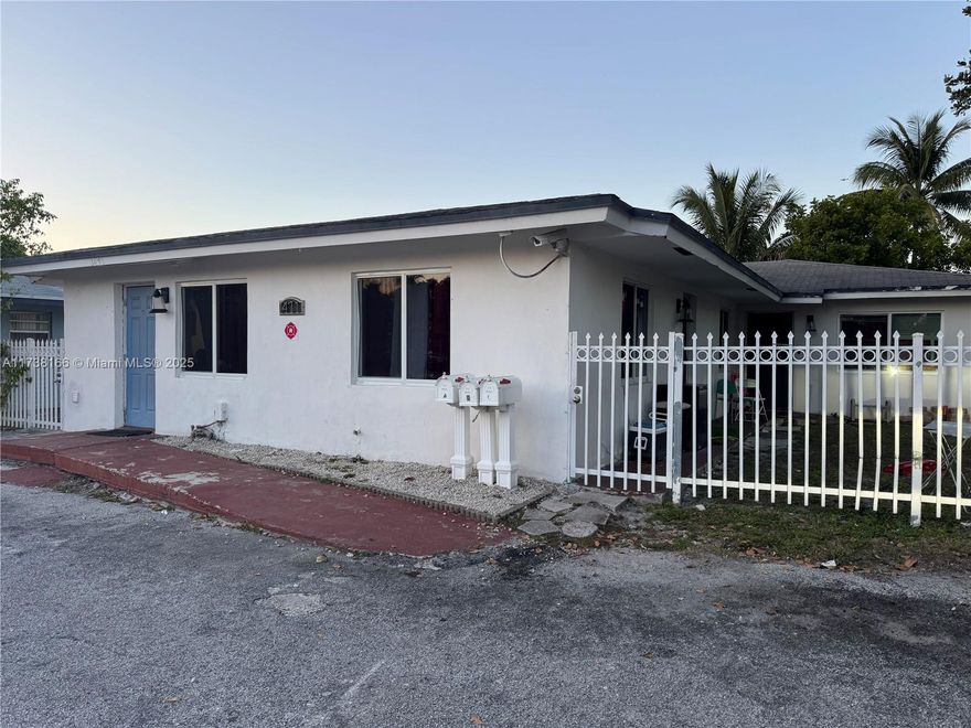 Rare opportunity to purchase this Triplex with 3 separate electric meters, Owner pays for water. Long term tenants in place, Lots of room for rental increases in each unit. Very stable investment property. PLEASE DO NOT DISTURB TENANTS! DRIVE BY ONLY! SHOWINGS PERMITTED WITH EXECUTED CONTRACT.