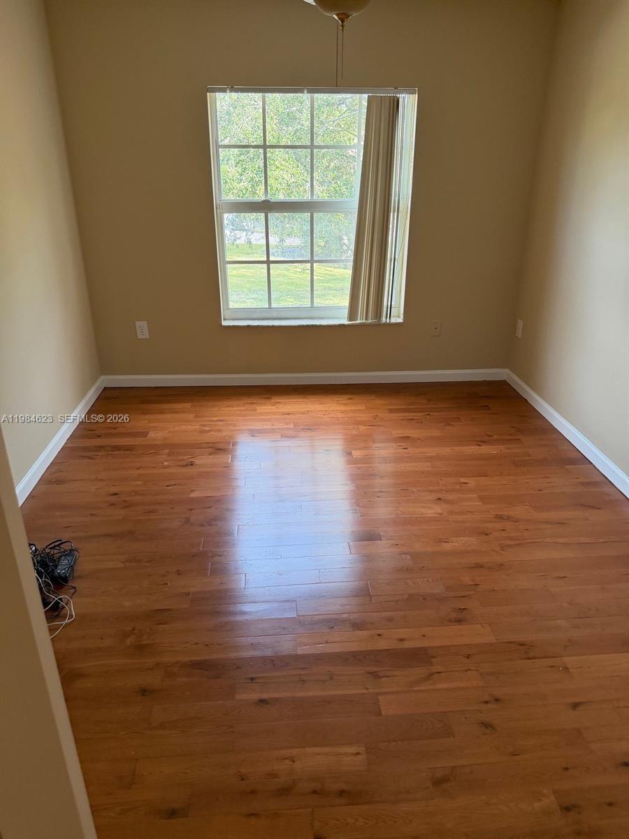 CORAL RIDGE DRIVE COMMERC - Residential Lease