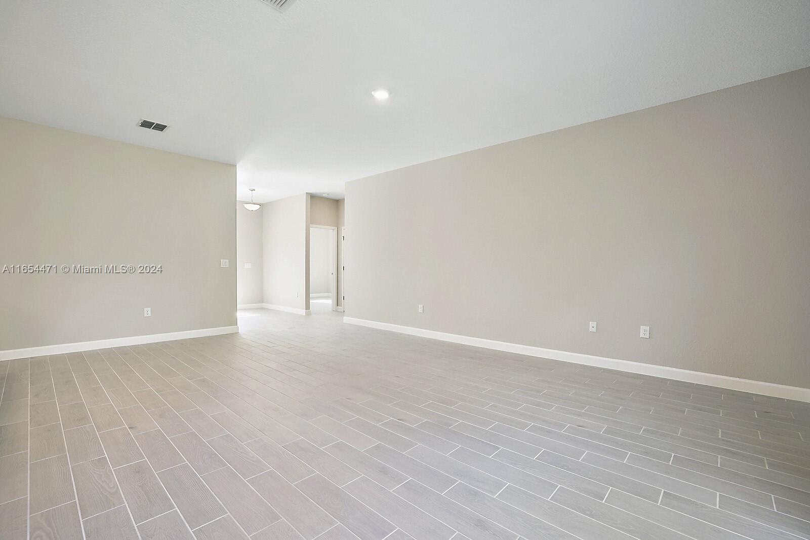 PORT MALABAR UNIT 32 - Residential