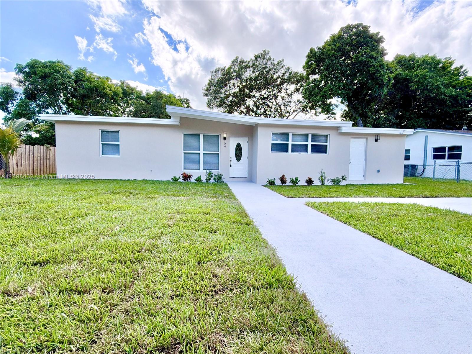 MIAMI GARDENS COMM SEC - Residential