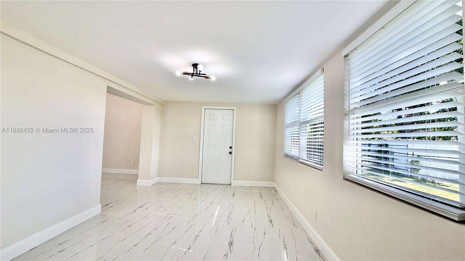 MIAMI GARDENS COMM SEC - Residential