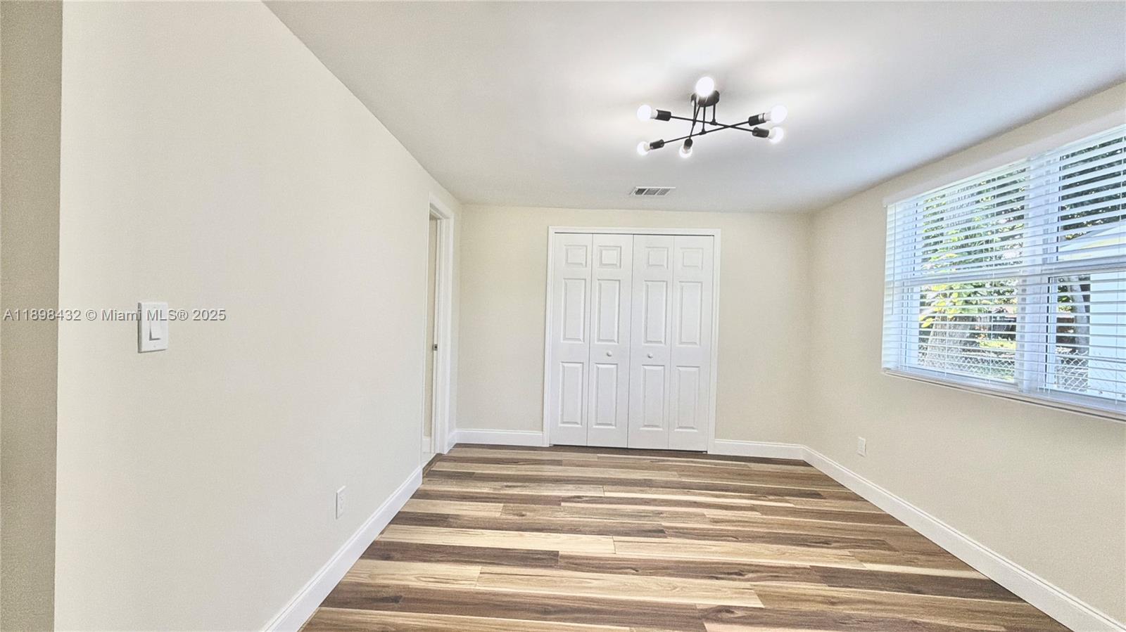 MIAMI GARDENS COMM SEC - Residential